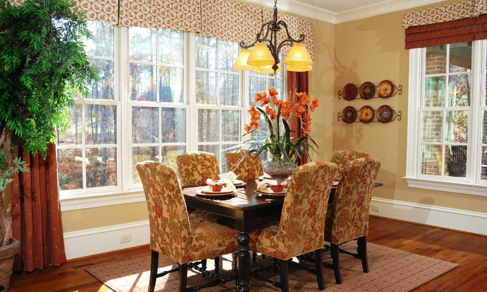 Get as Cozy as Possible Dining Nook Ideas