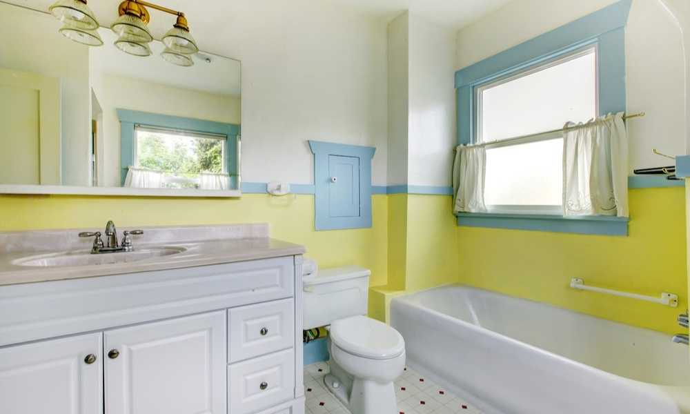 Unexpected Pop of Color Small Bathroom Accent Wall Ideas